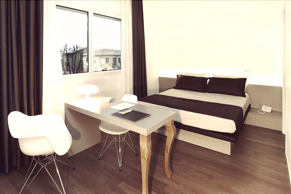 Le Nove Hotel Luaran gambar